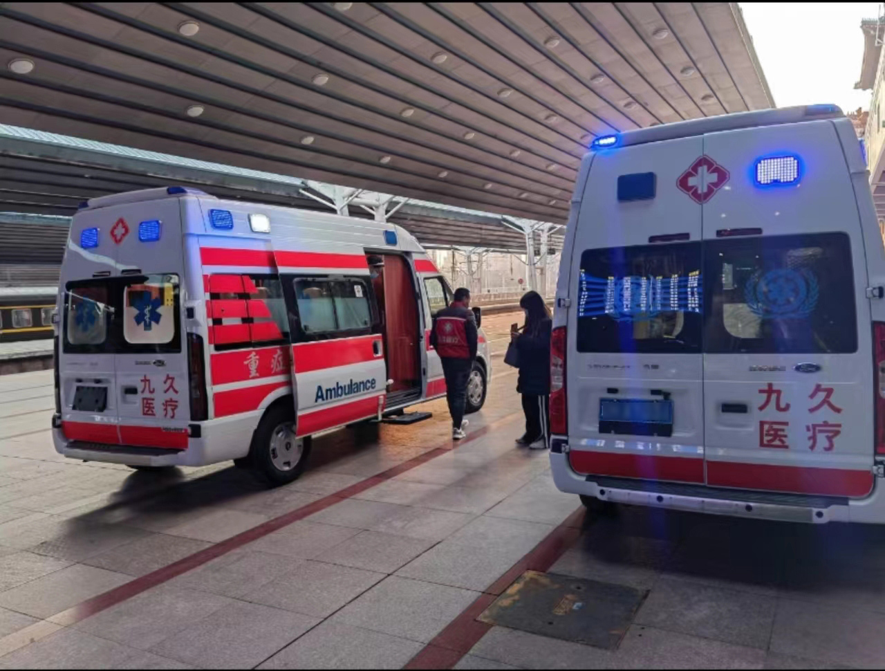 康马县救护车长途转运